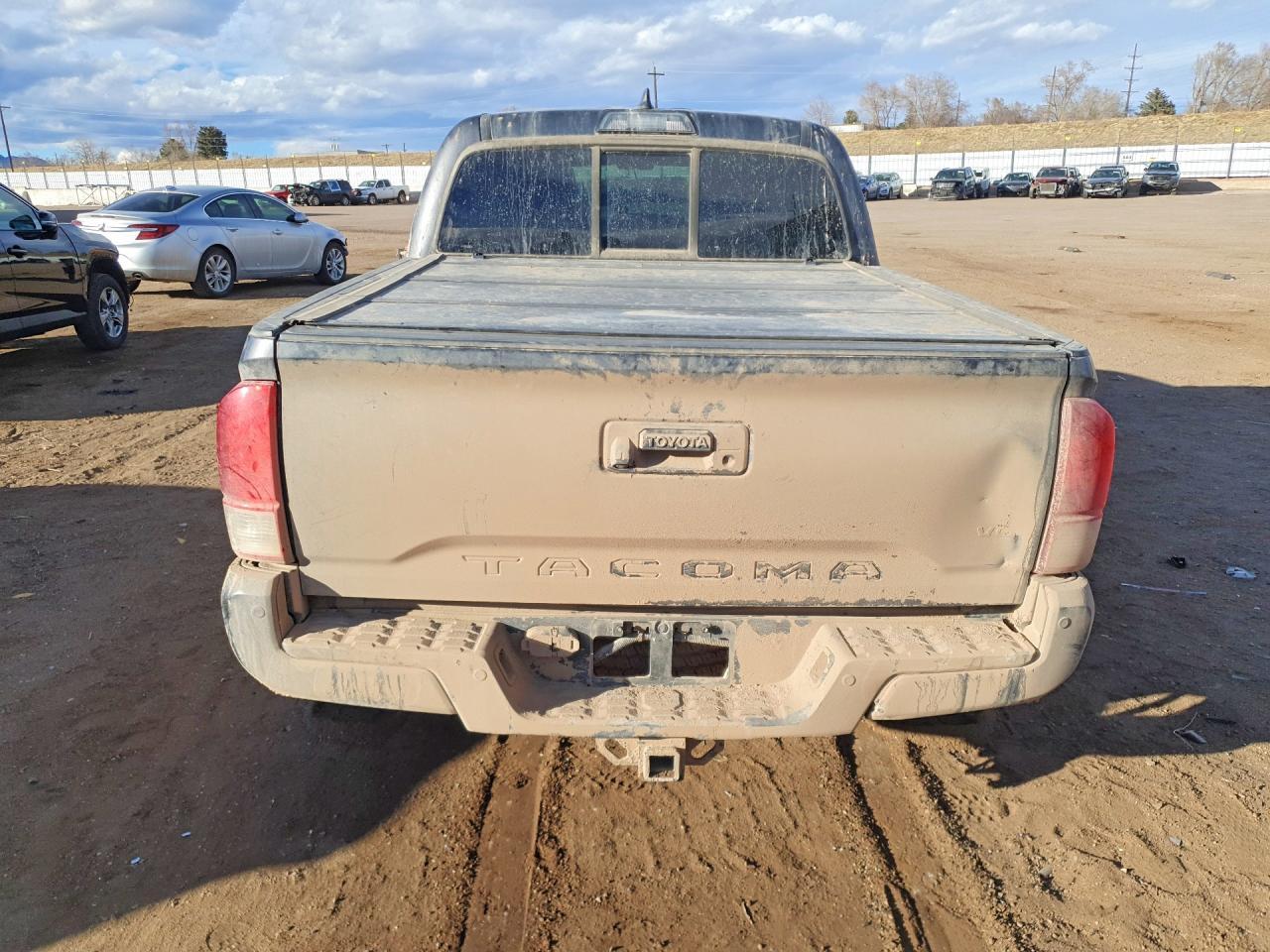 2016 TOYOTA TACOMA