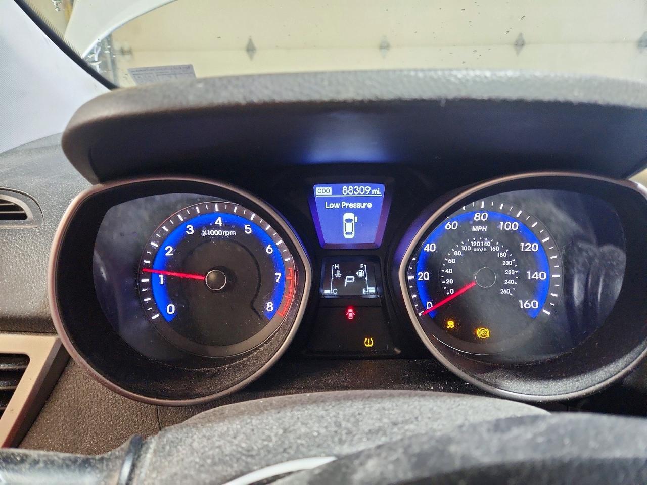 2016 HYUNDAI ELANTRA