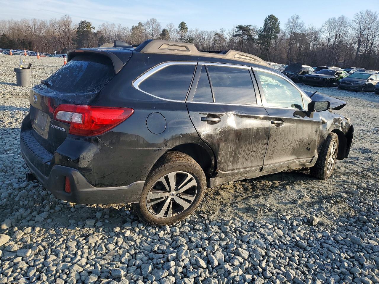 2019 SUBARU Outback