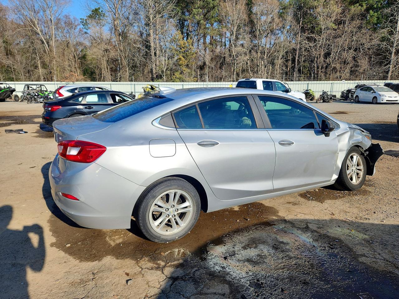 2017 CHEVROLET CRUZE