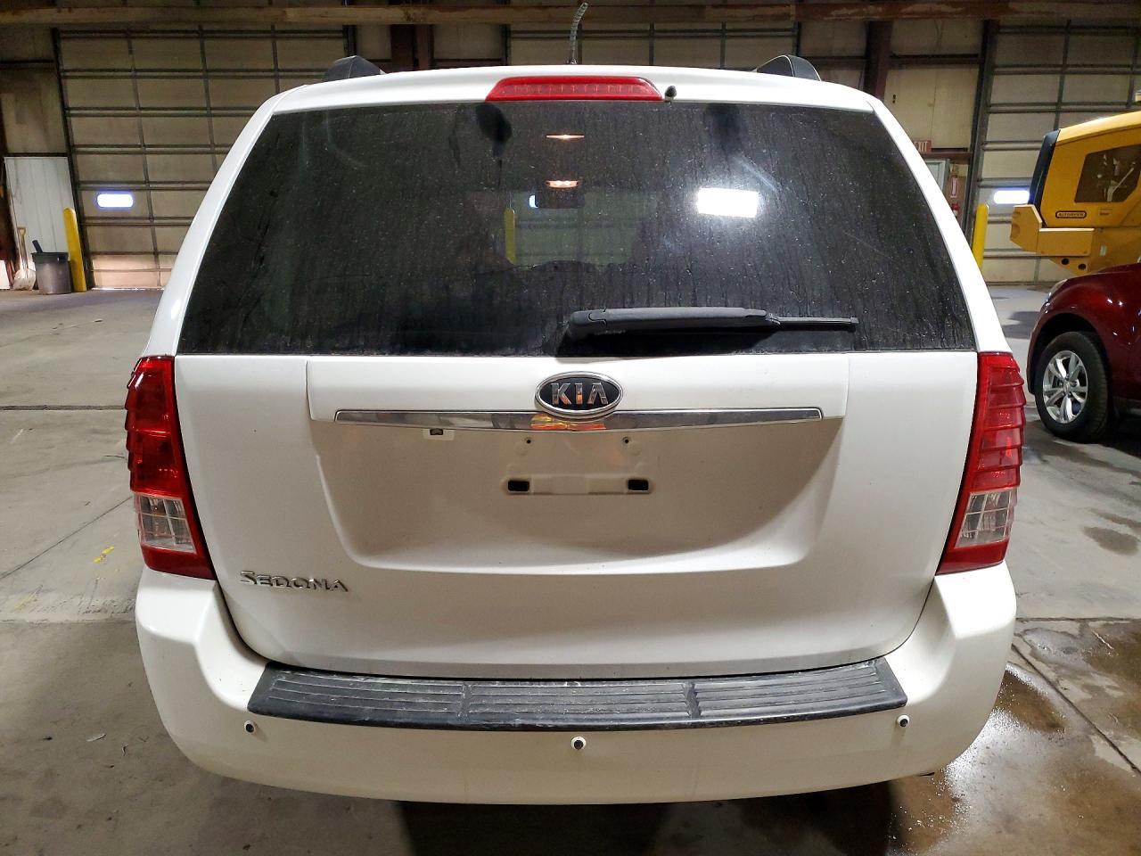 2012 KIA SEDONA