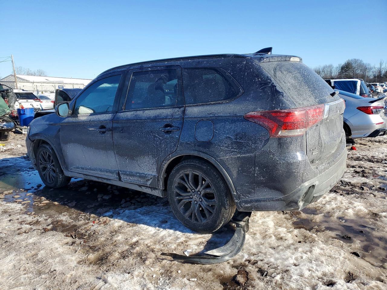 2018 MITSUBISHI outlander