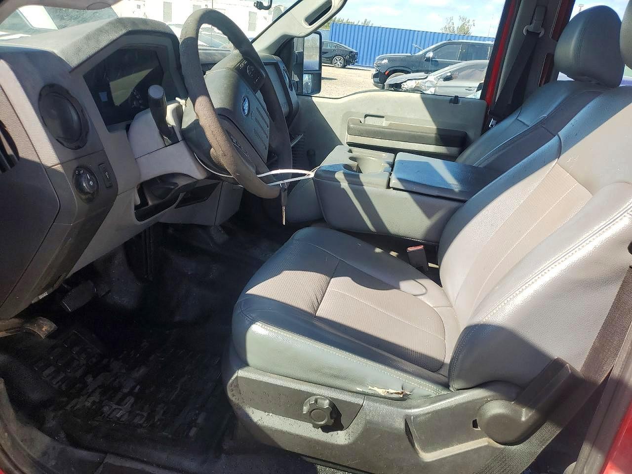 2015 FORD F-250