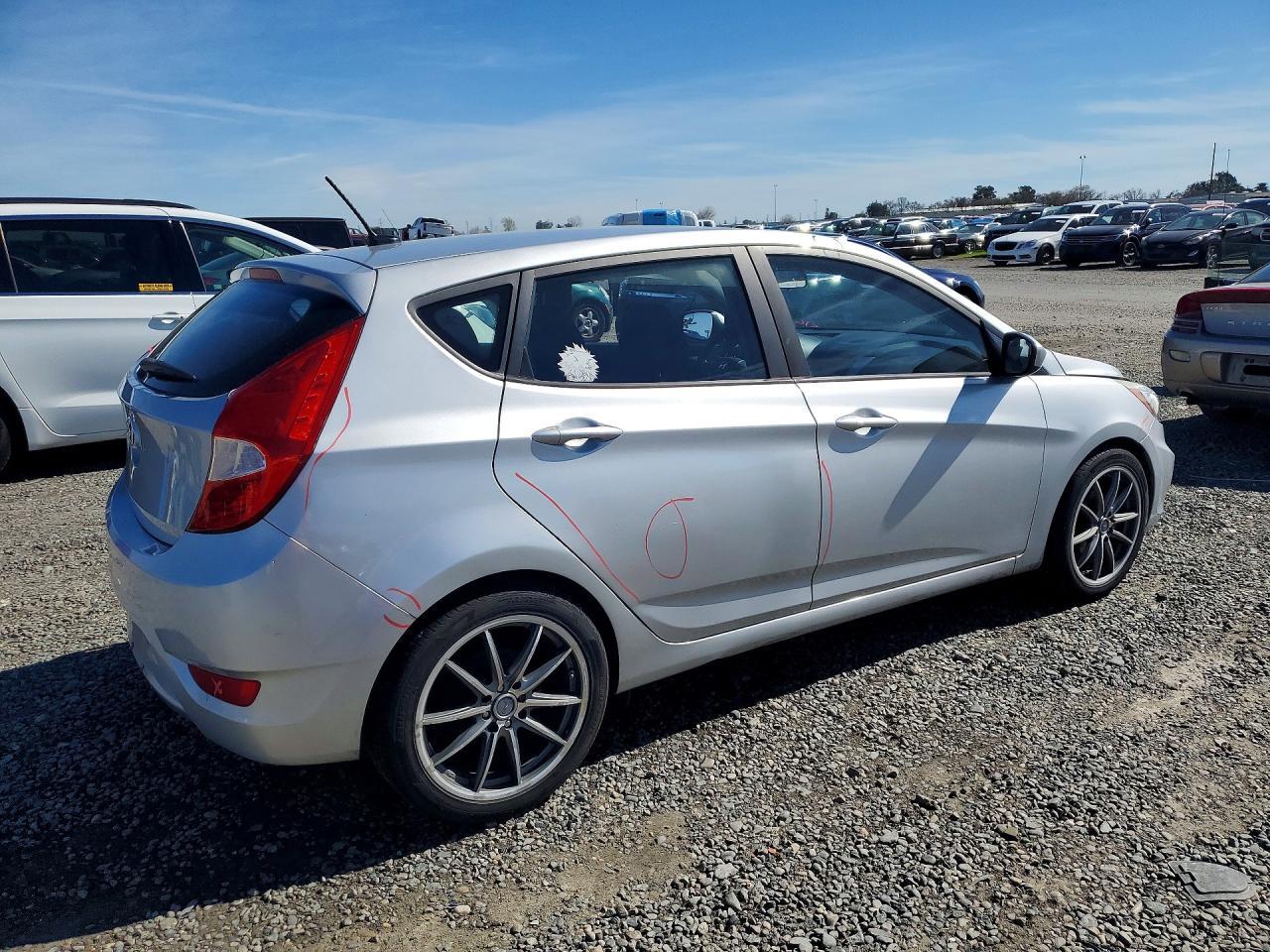 2016 HYUNDAI ACCENT