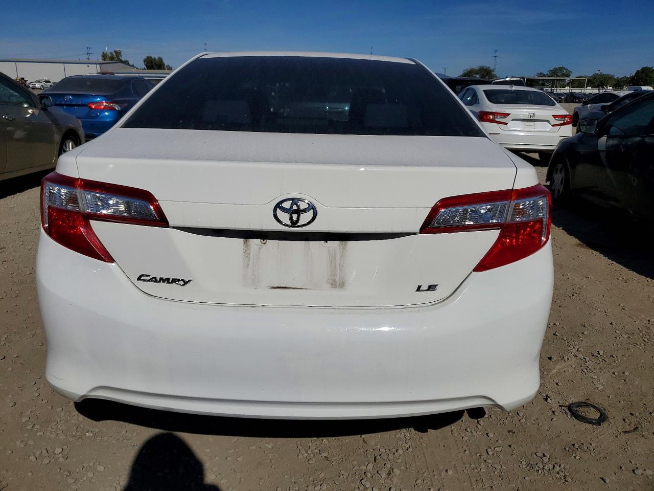 2014 TOYOTA CAMRY