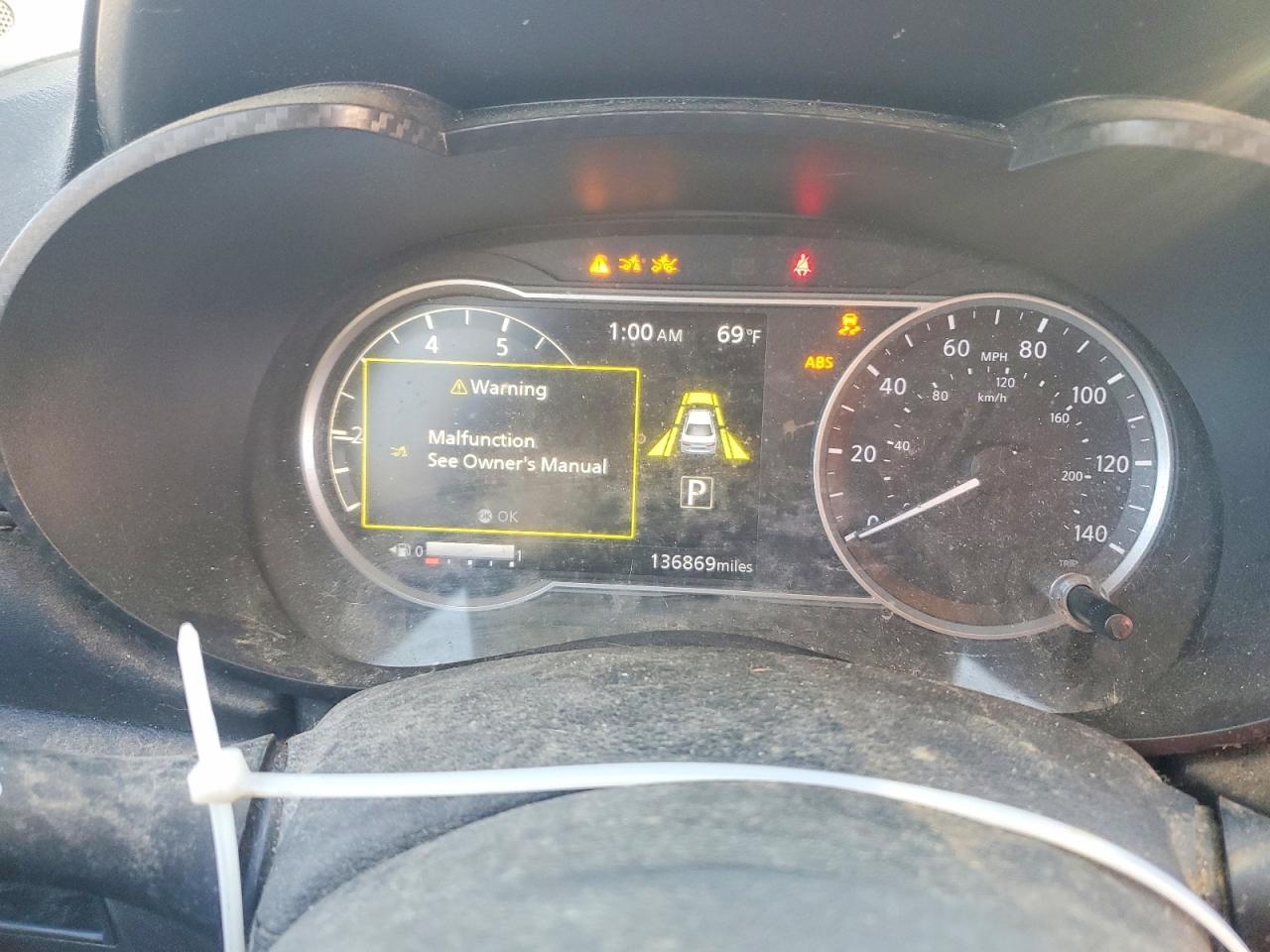 2021 NISSAN VERSA