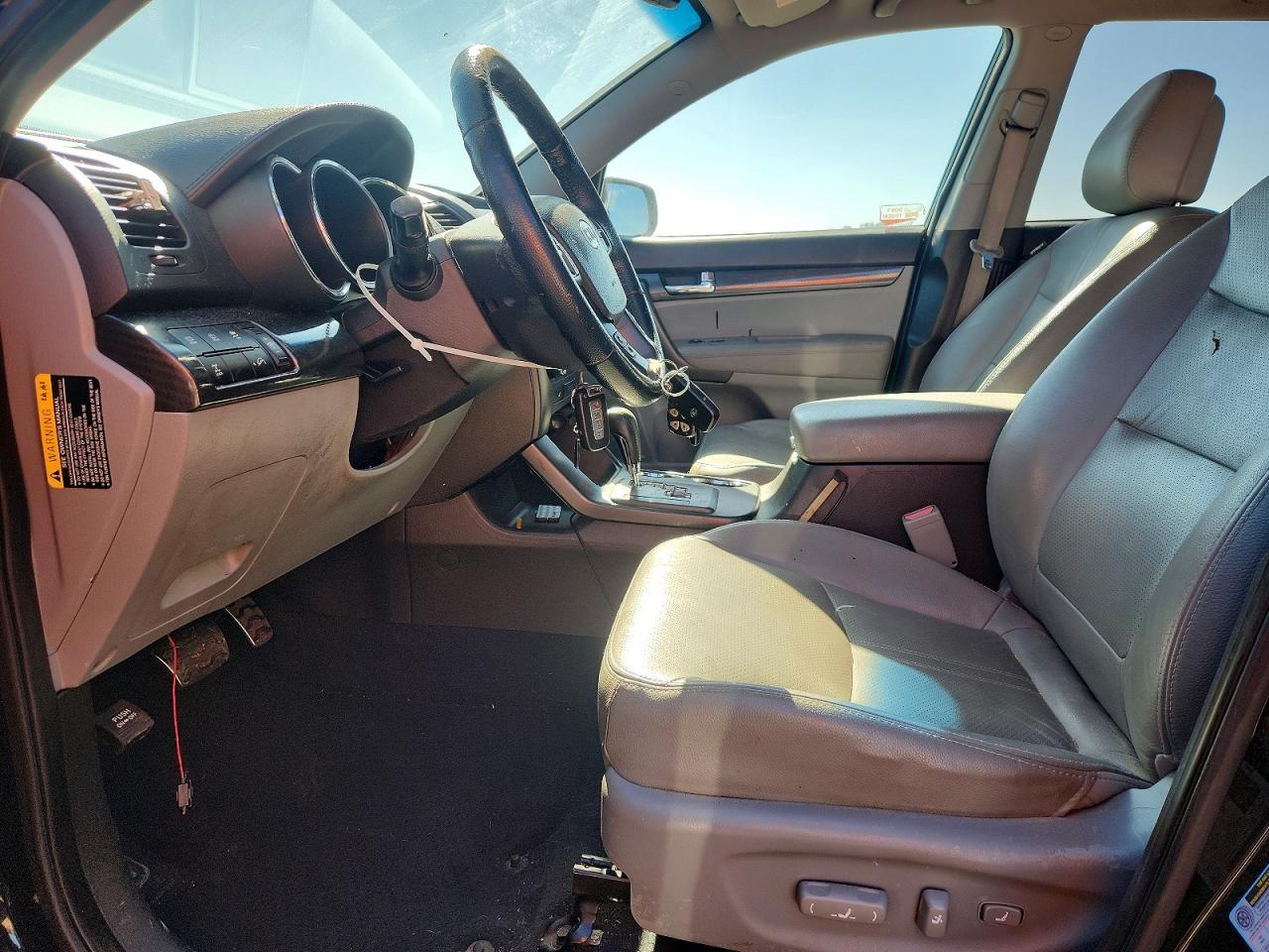 2011 KIA SORENTO