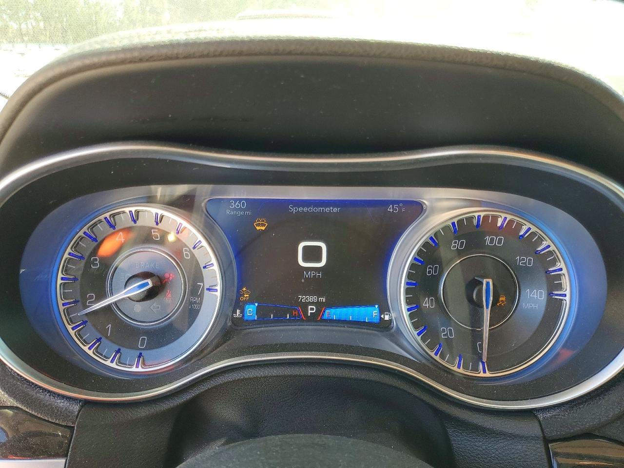 2018 CHRYSLER 300