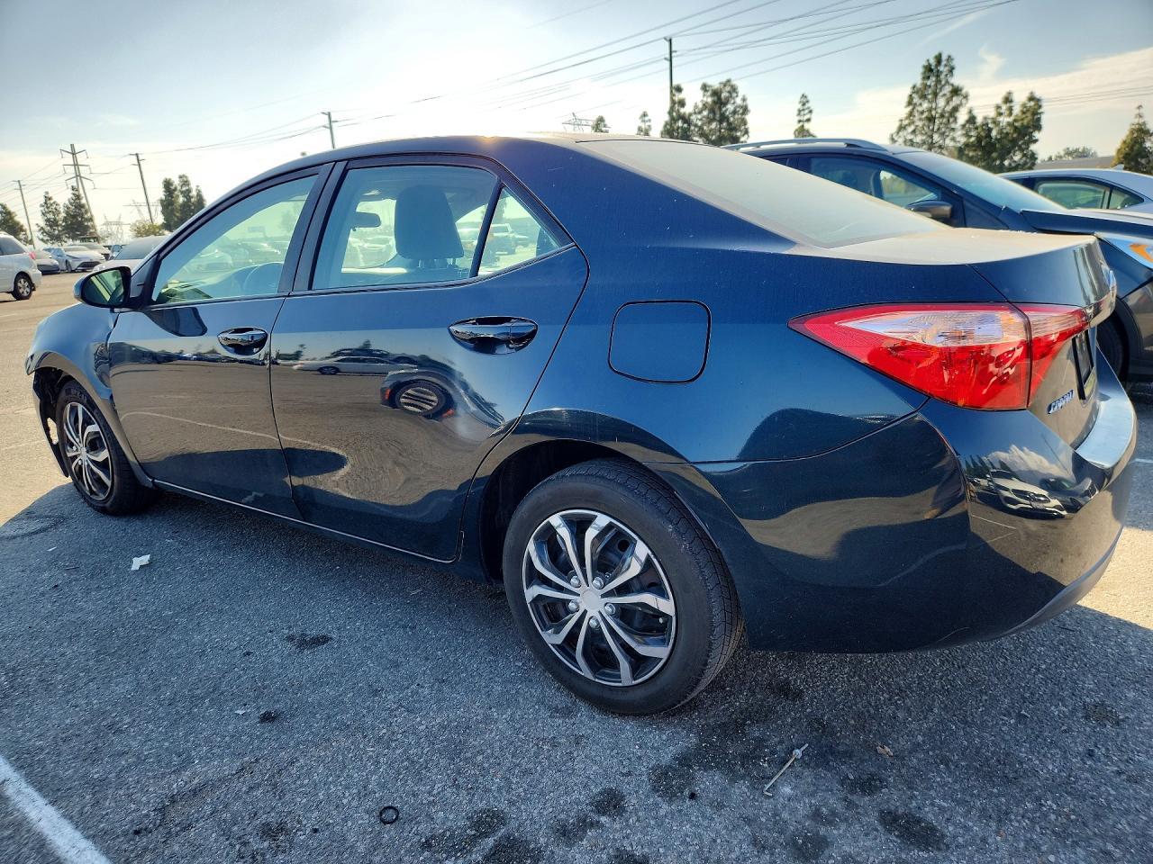2018 TOYOTA COROLLA