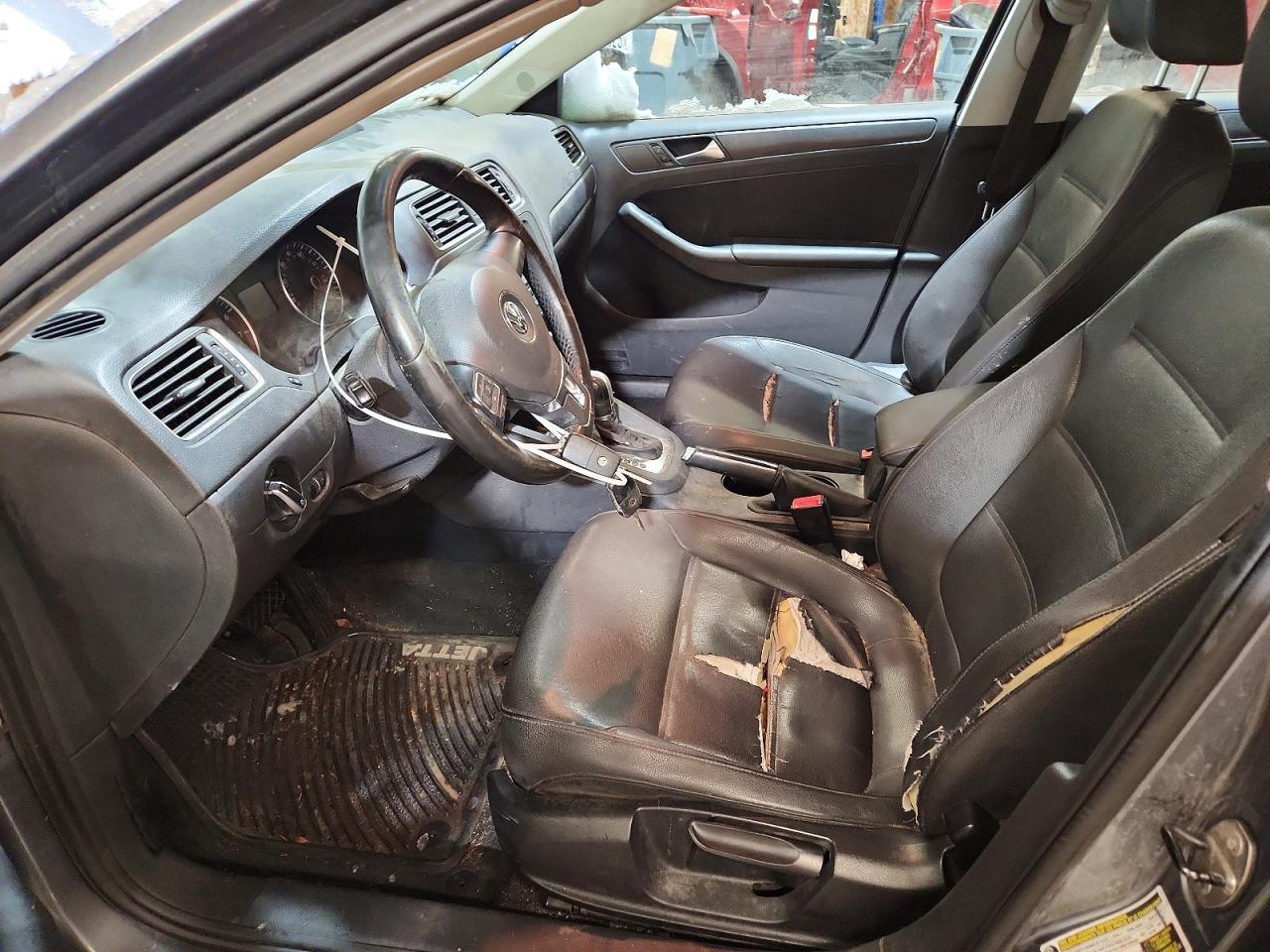 2012 VOLKSWAGEN JETTA