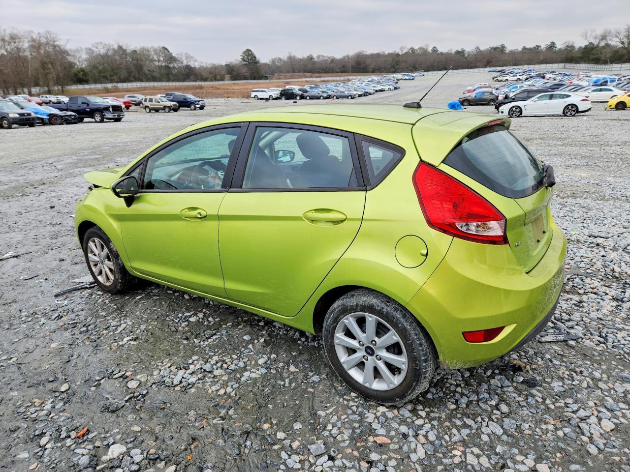 2011 FORD Fiesta