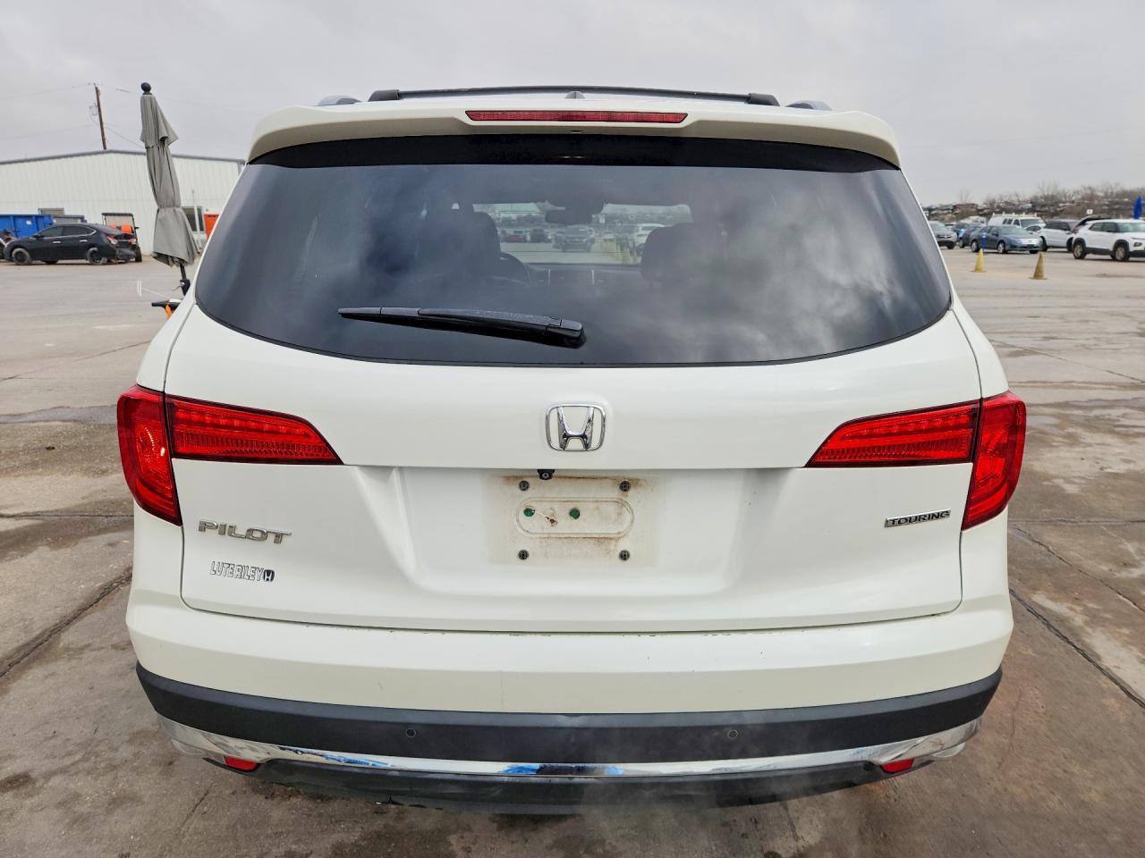 2017 HONDA PILOT