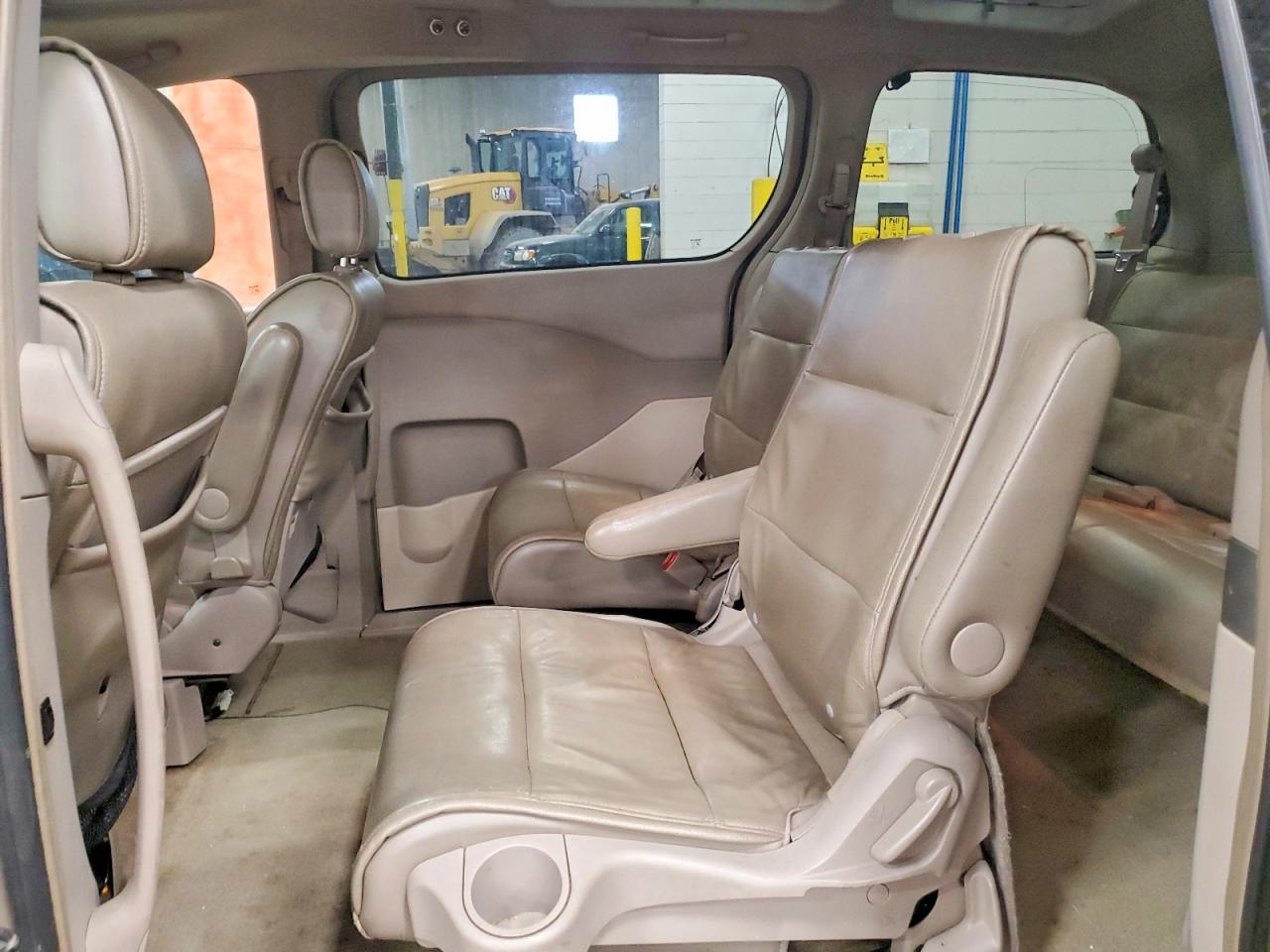 2004 NISSAN