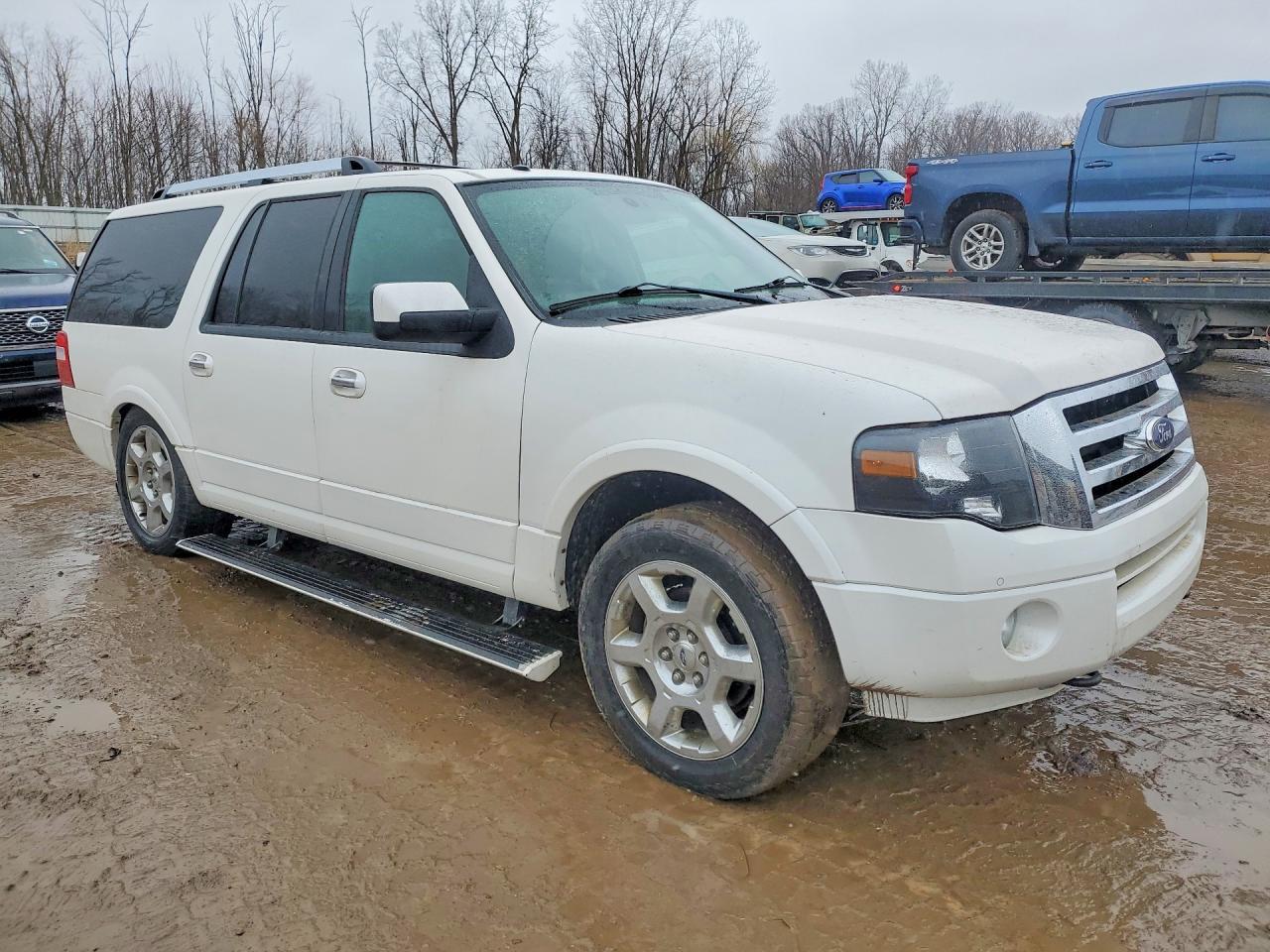 2013 FORD Expedition