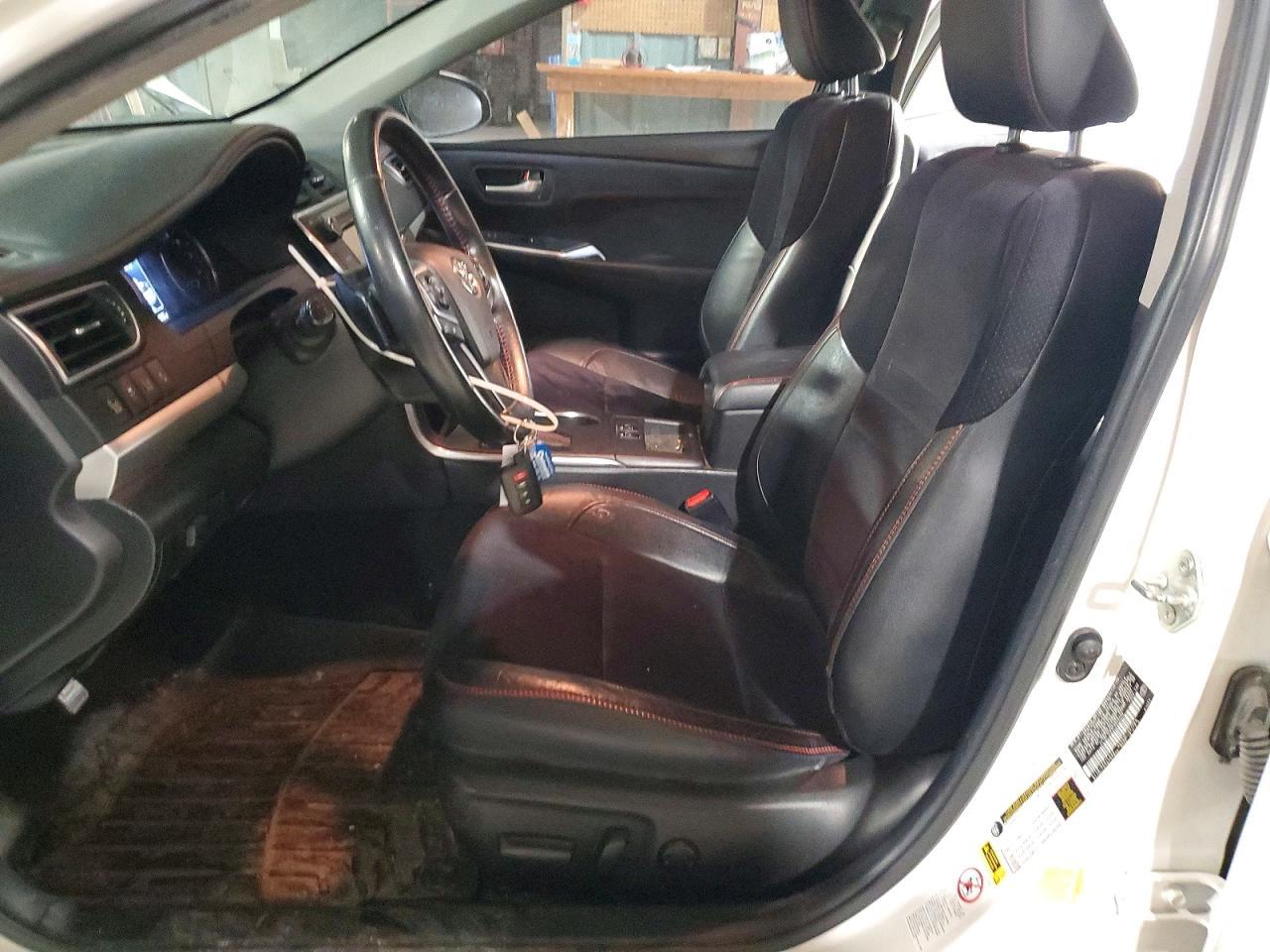 2015 TOYOTA CAMRY