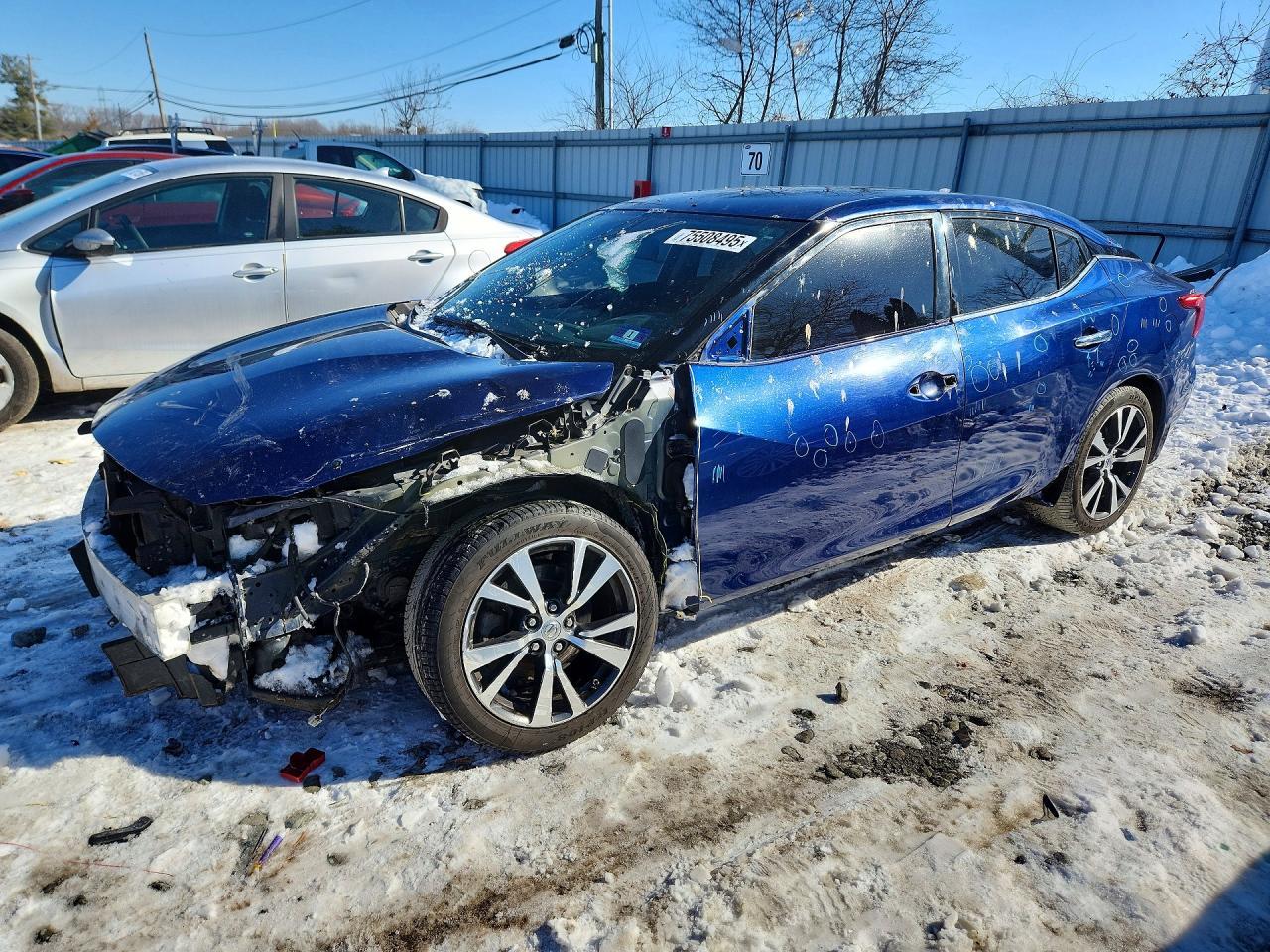 2017 NISSAN Maxima