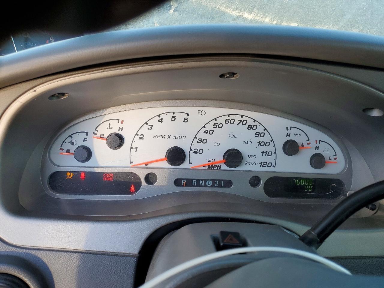 2004 FORD Explorer Sport Trac