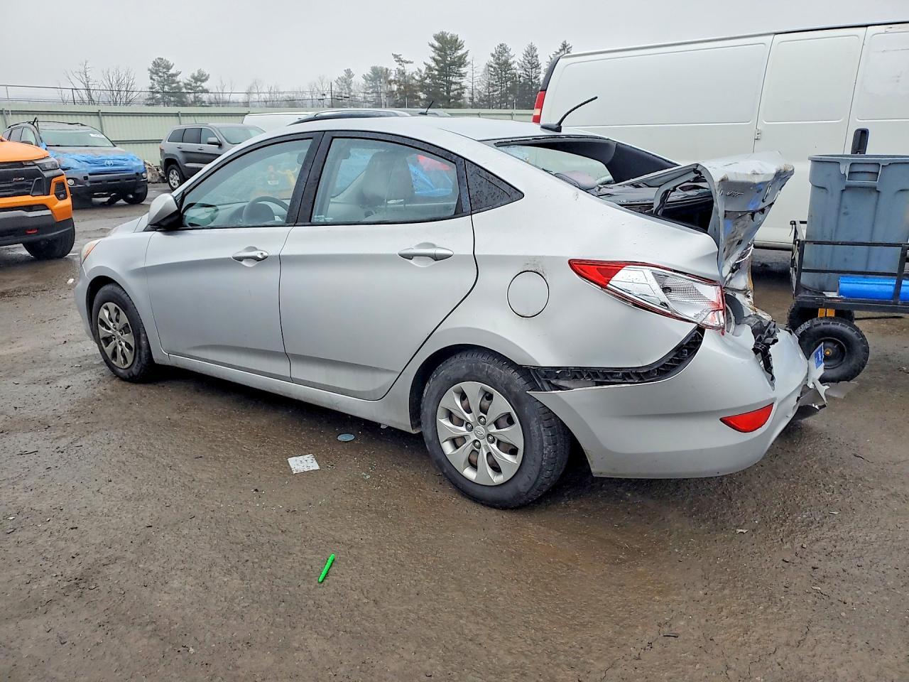 2015 HYUNDAI ACCENT