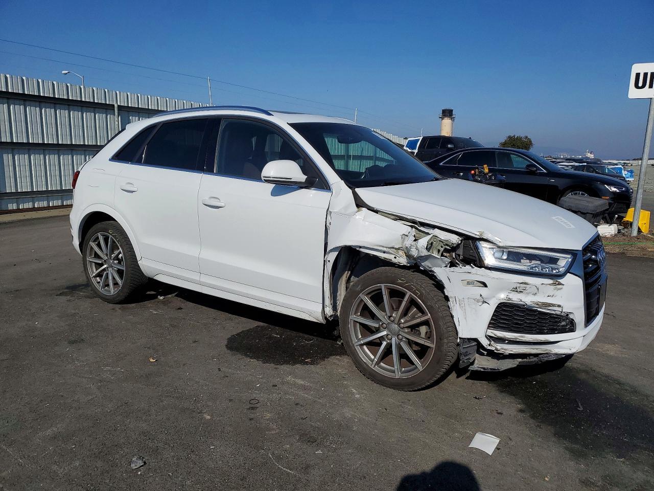 2018 AUDI Q3