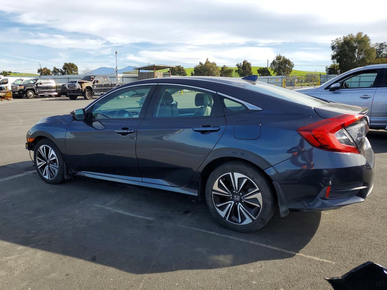 2017 HONDA CIVIC
