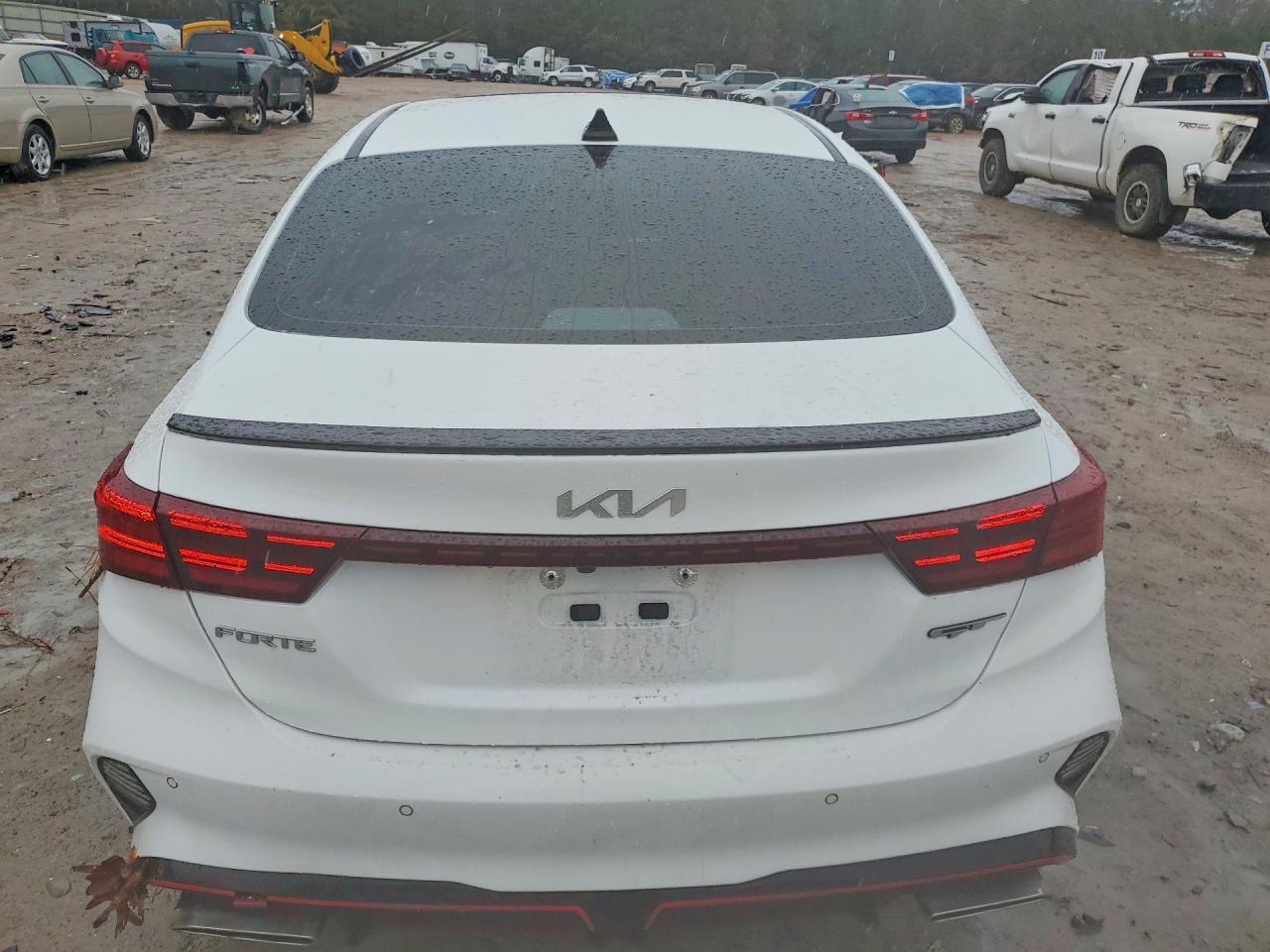 2023 KIA FORTE