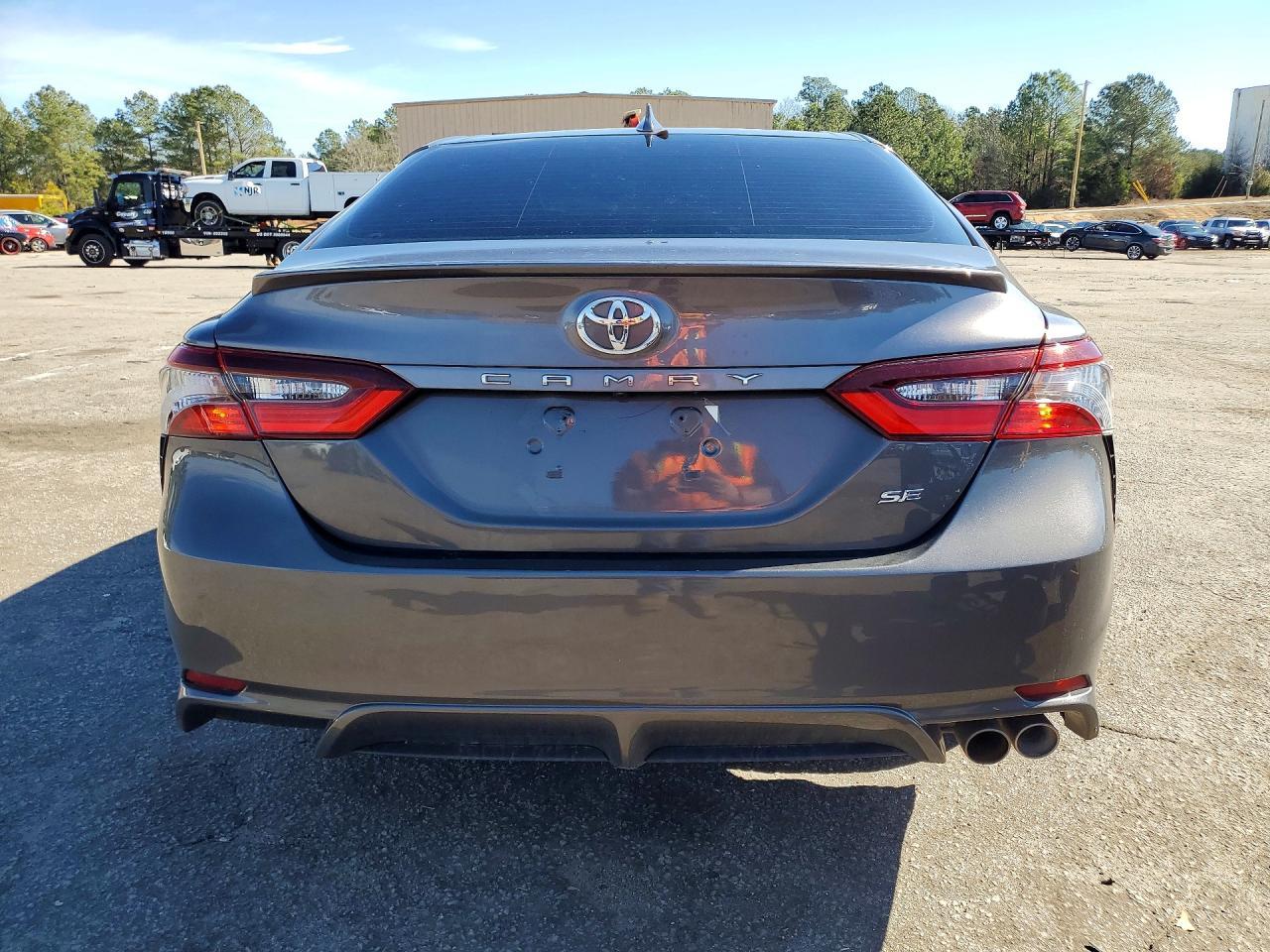 2022 TOYOTA CAMRY