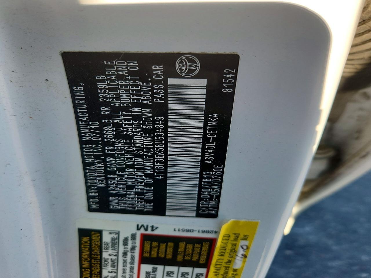 2011 TOYOTA CAMRY