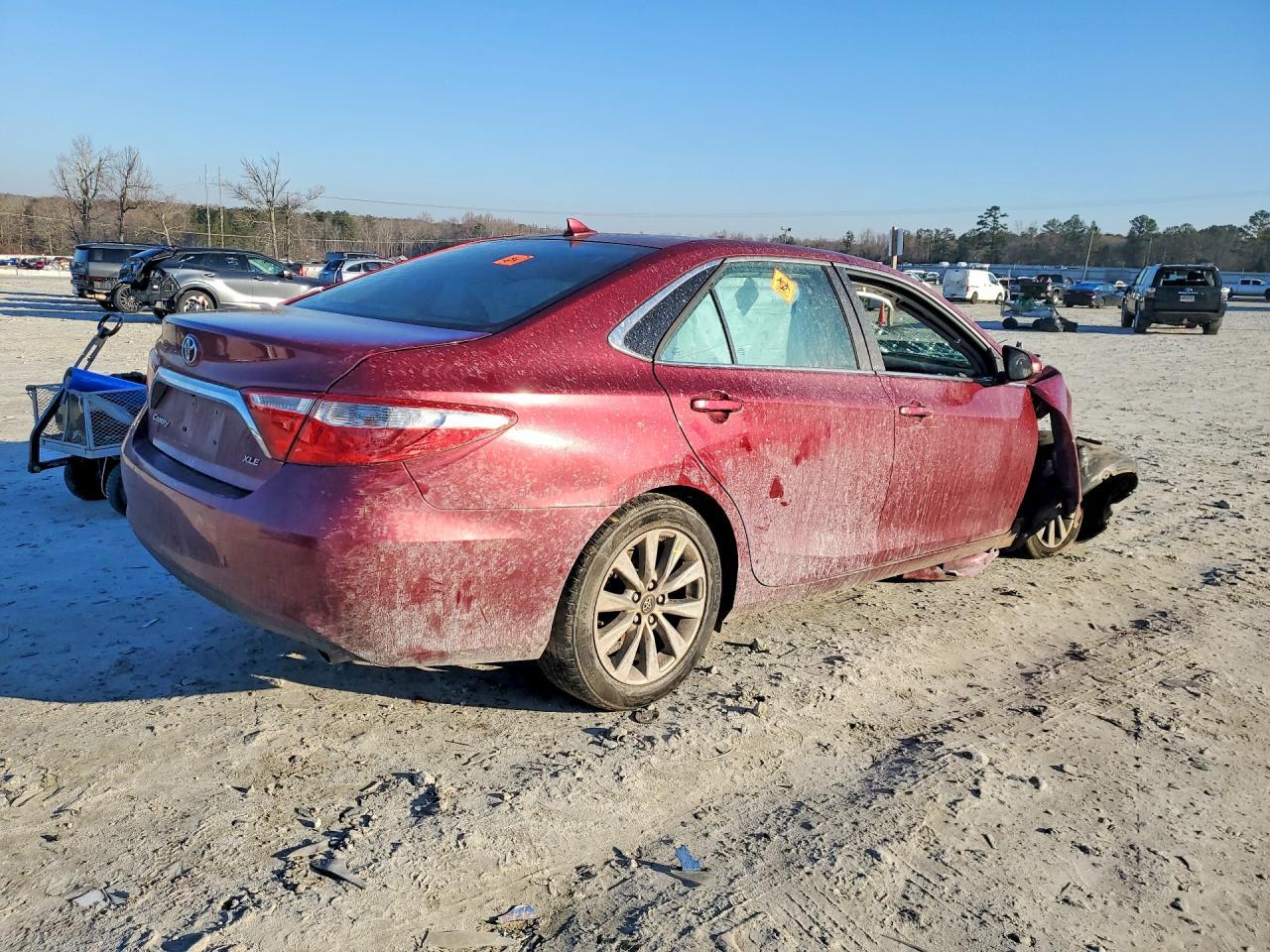 2017 TOYOTA CAMRY