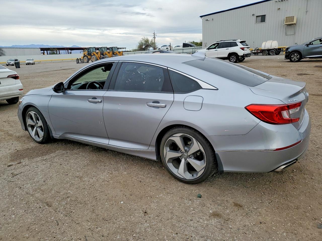 2018 HONDA ACCORD