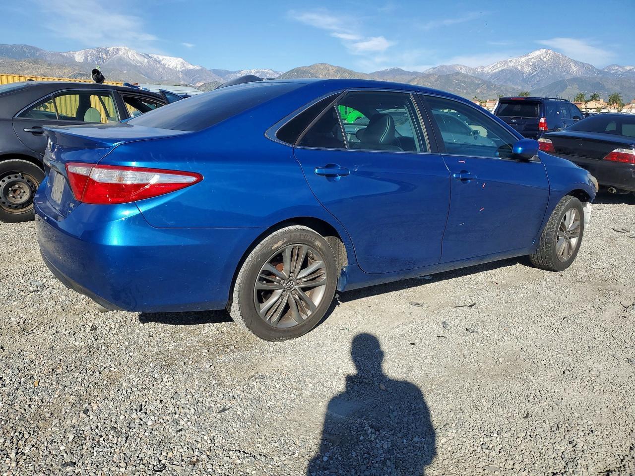 2017 TOYOTA CAMRY