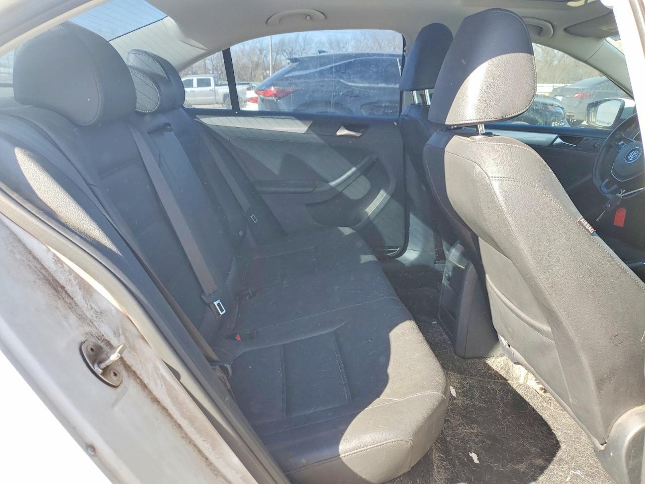 2016 VOLKSWAGEN JETTA