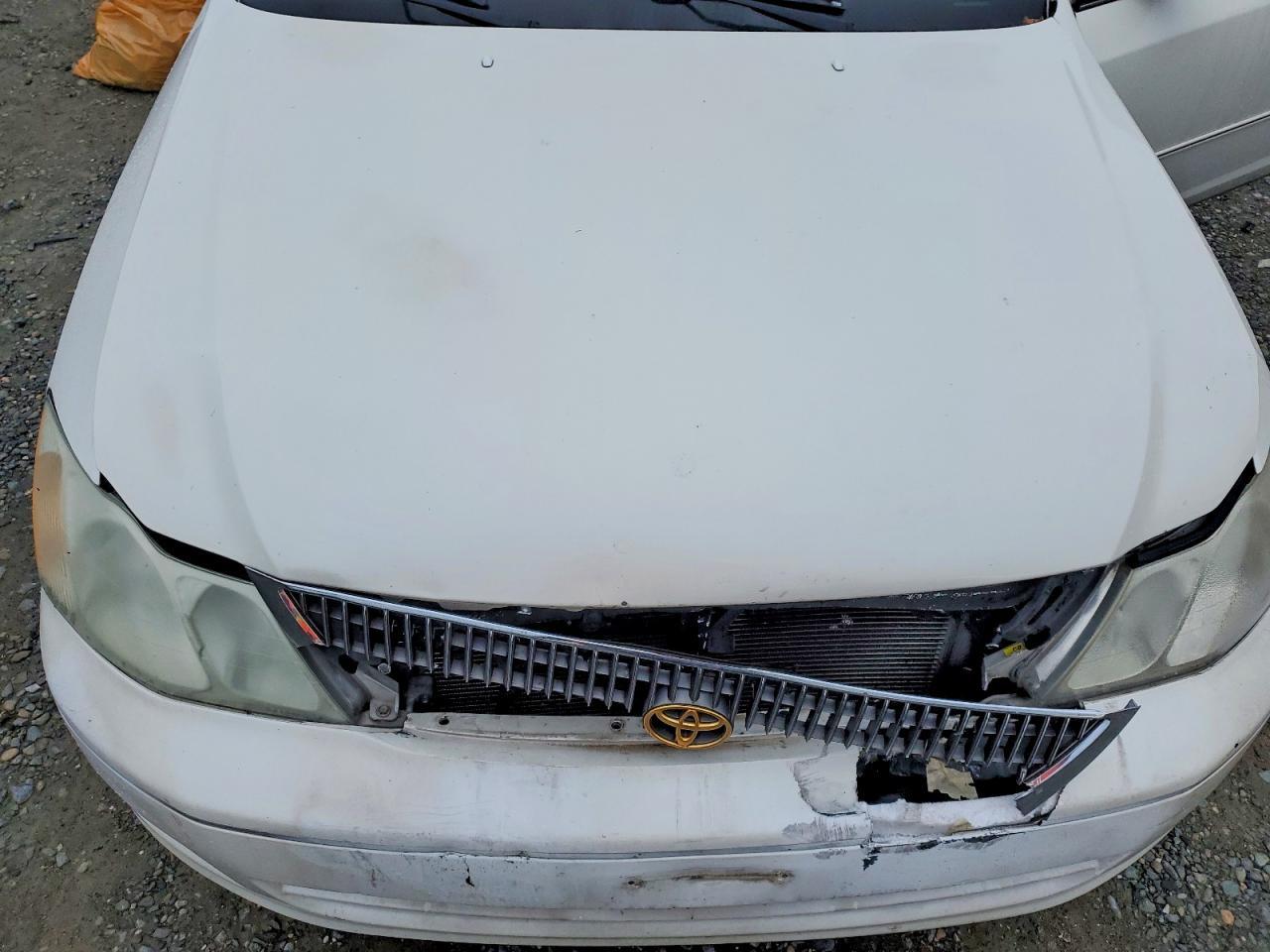 2000 TOYOTA Avalon