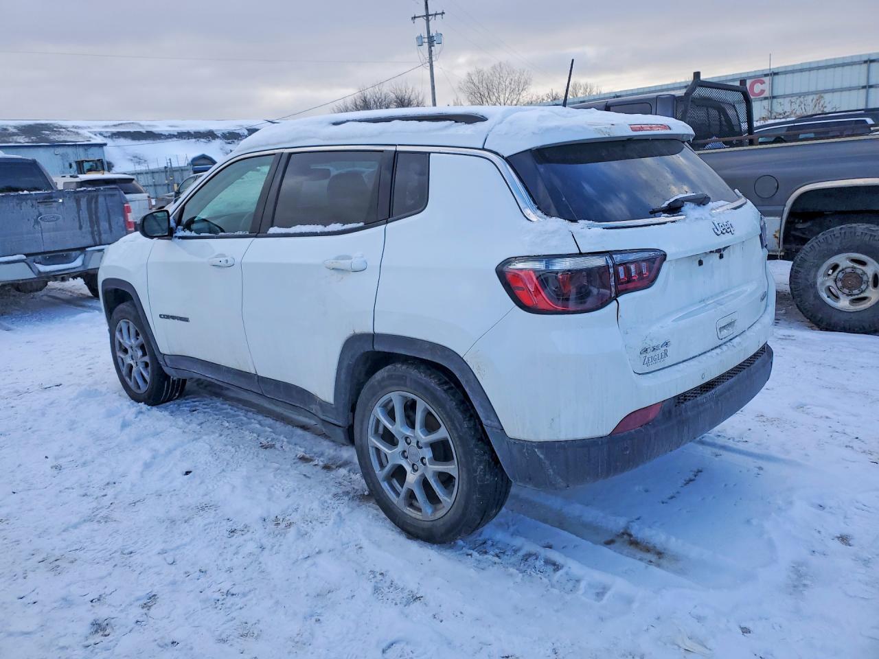 2022 JEEP Compass