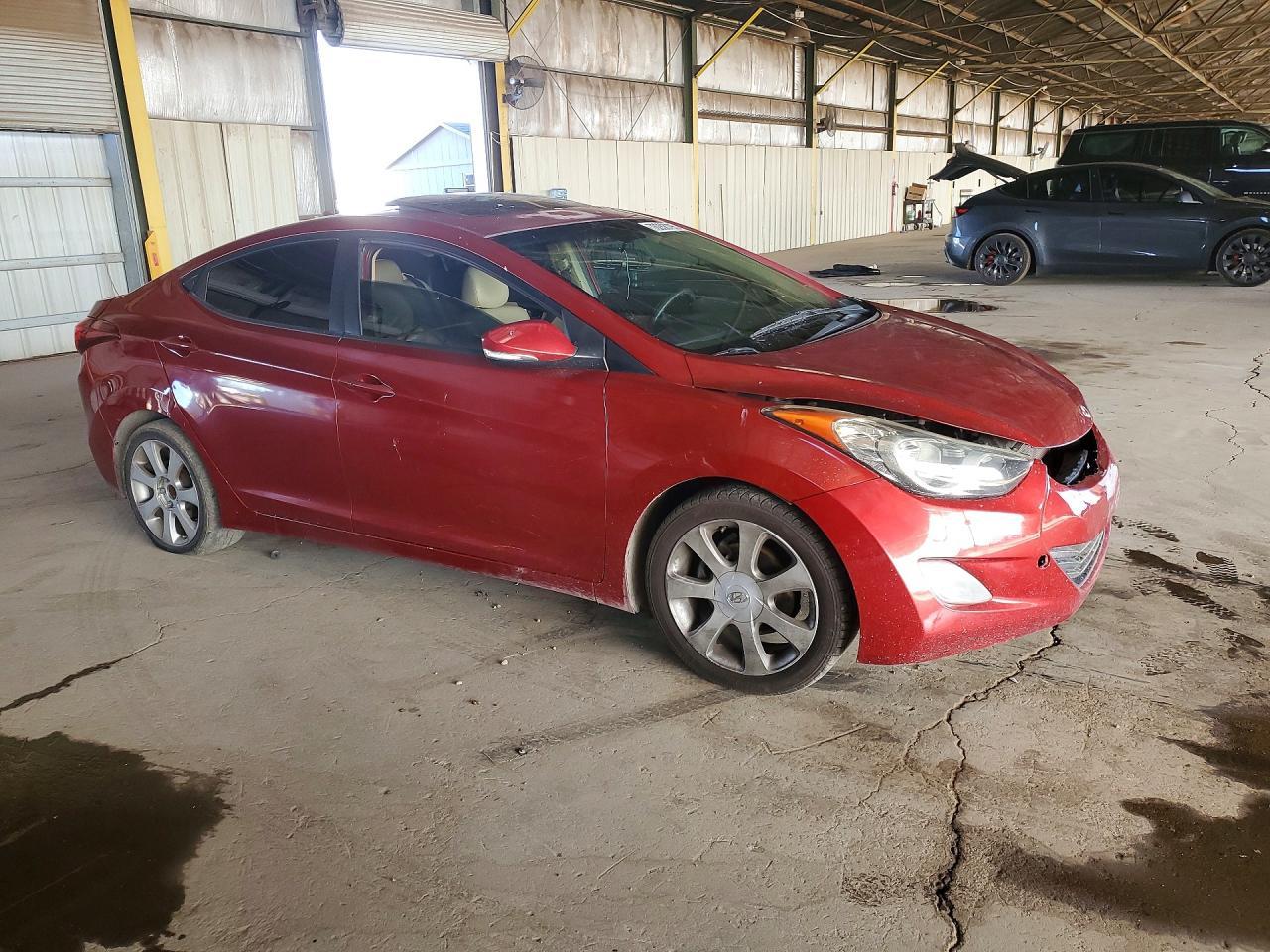 2012 HYUNDAI ELANTRA