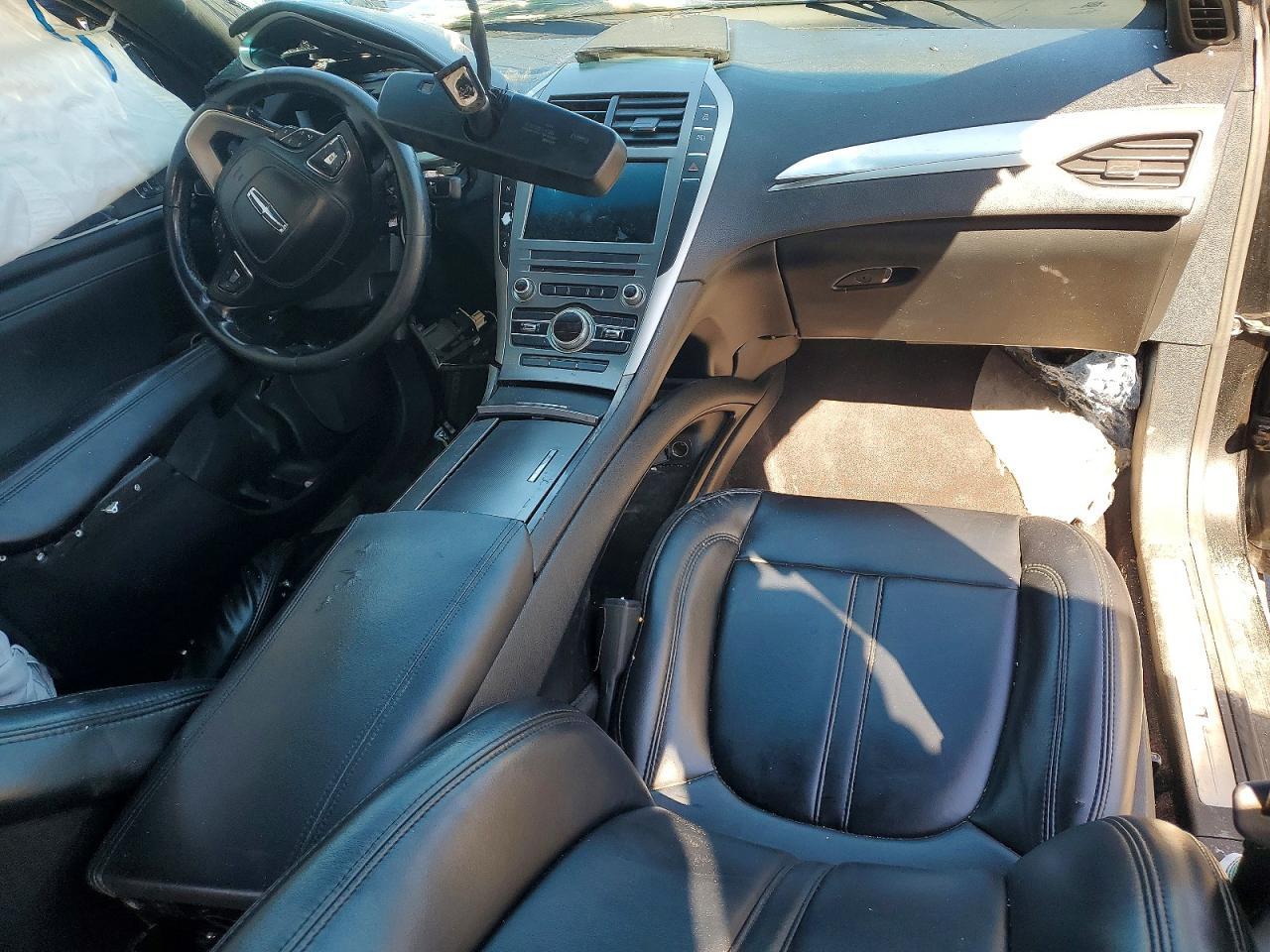 2017 LINCOLN MKZ