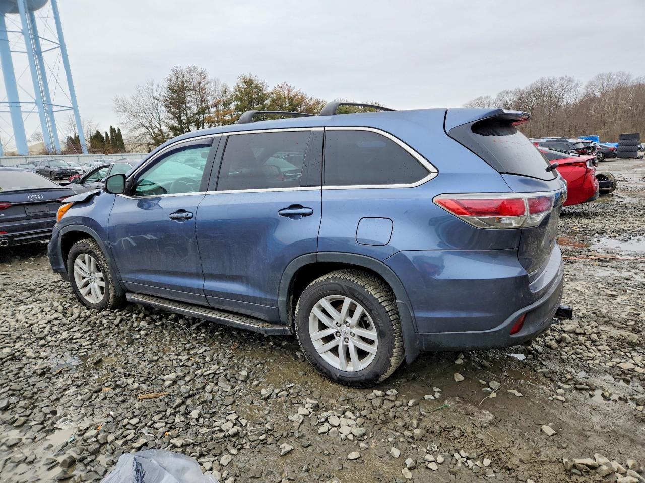 2015 TOYOTA HIGHLANDER