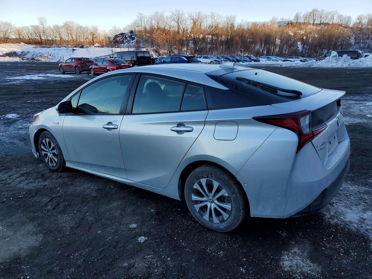 2021 TOYOTA PRIUS