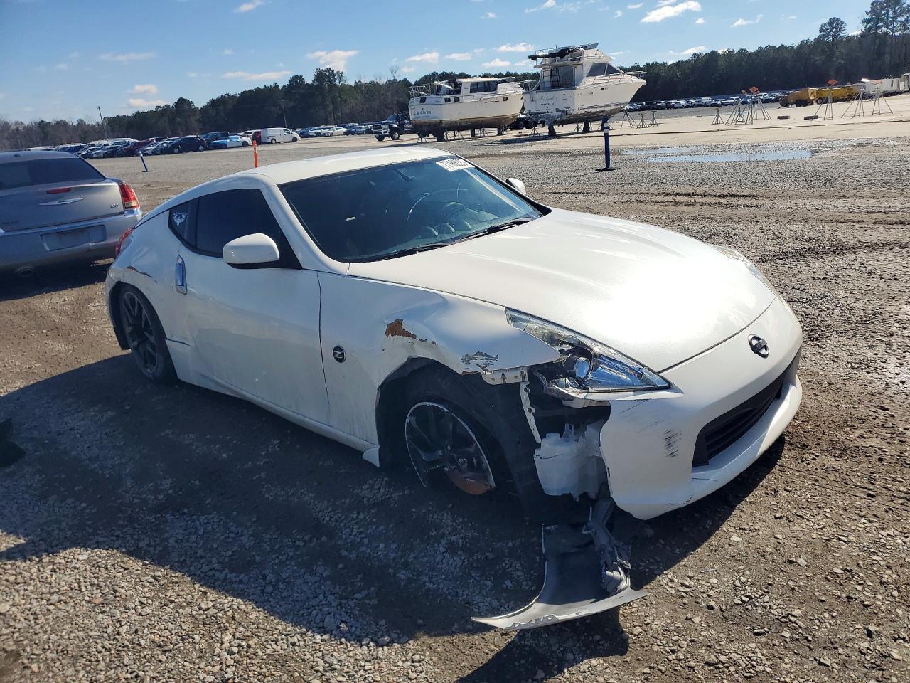 2016 NISSAN 370Z