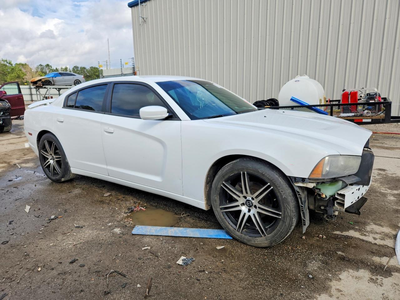 2014 DODGE CHARGER