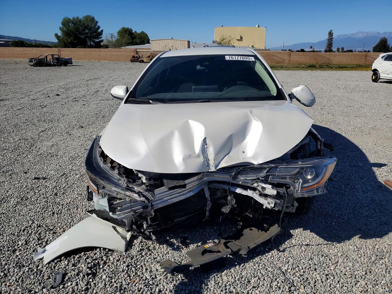 2021 TOYOTA COROLLA