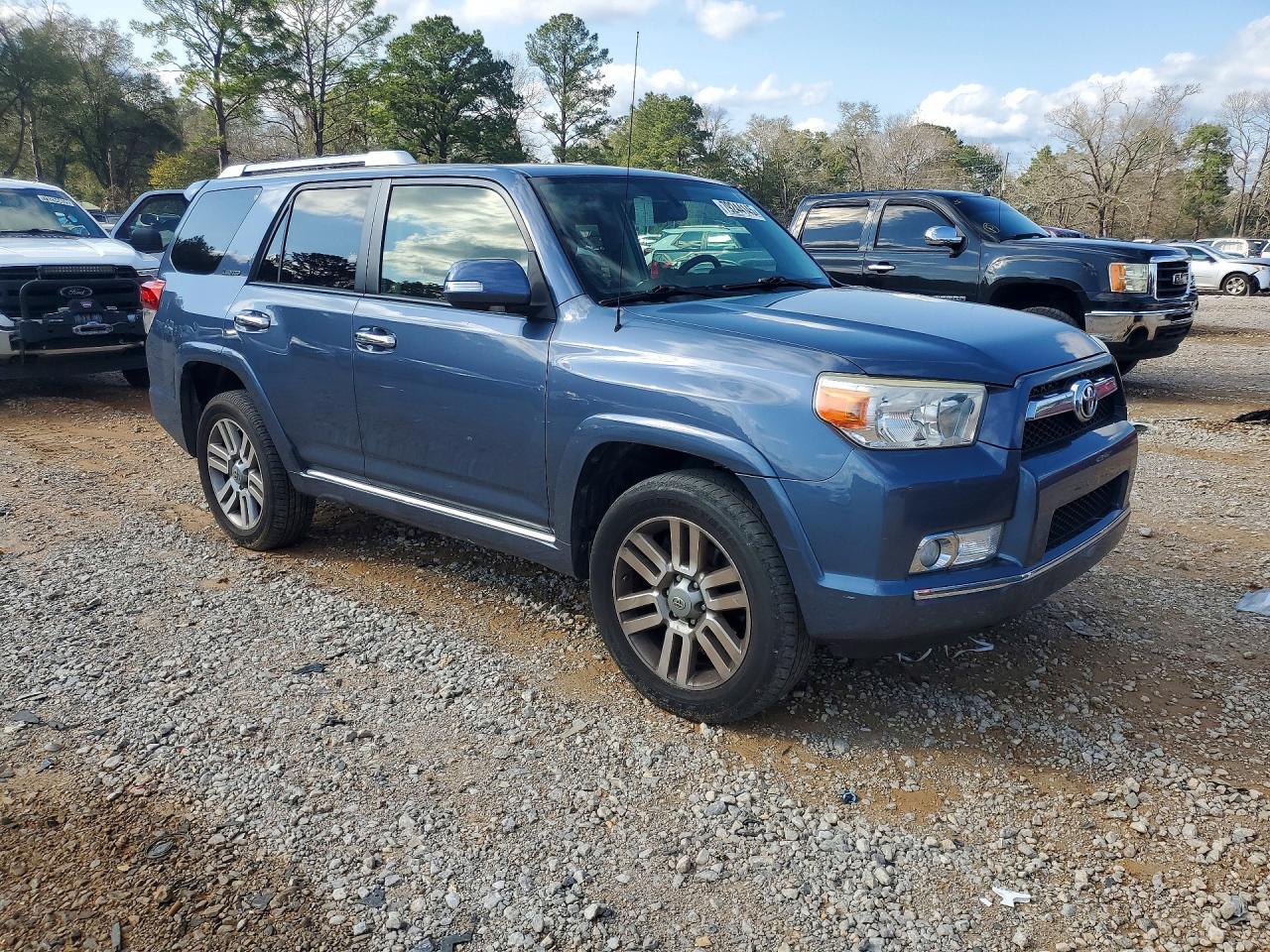 2013 TOYOTA 4Runner