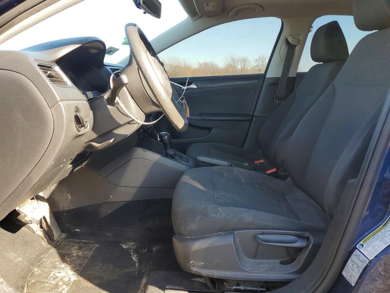 2013 VOLKSWAGEN JETTA
