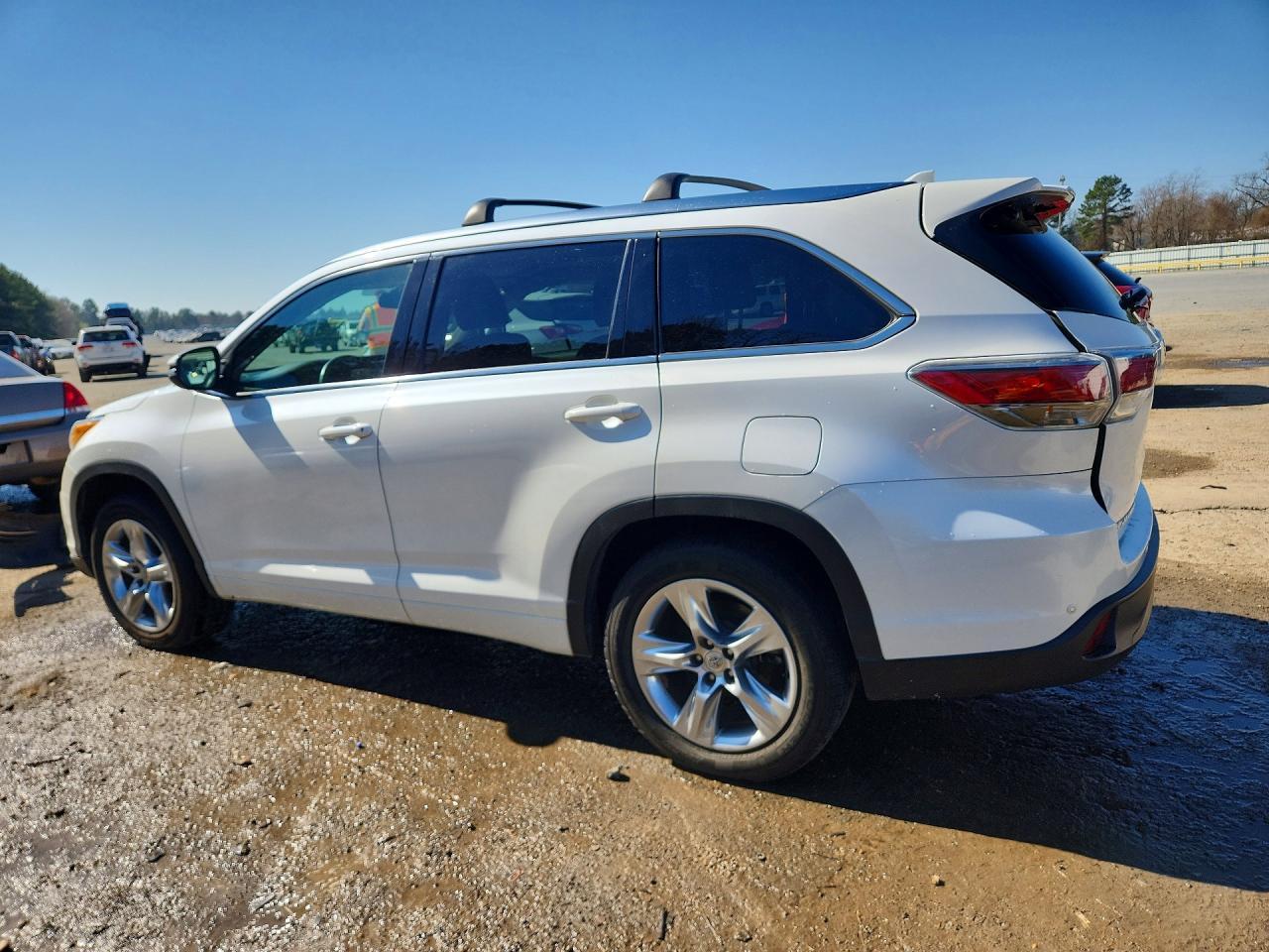 2015 TOYOTA HIGHLANDER