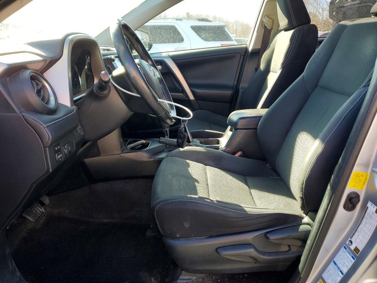 2016 TOYOTA RAV4
