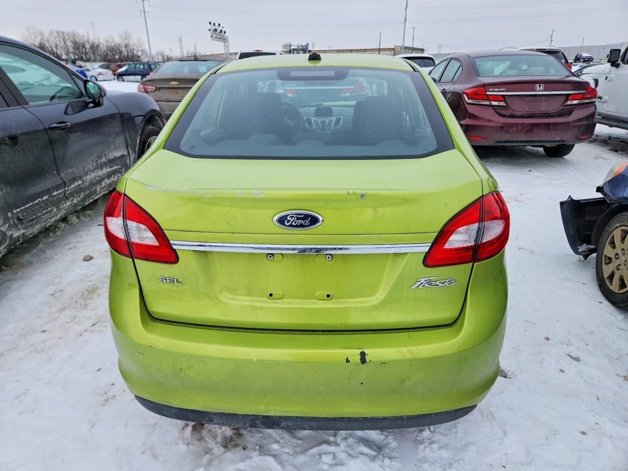 2011 FORD Fiesta