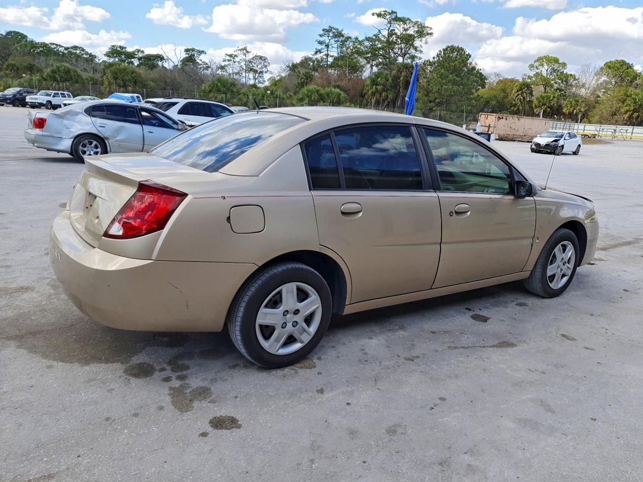 2006 SATURN Ion
