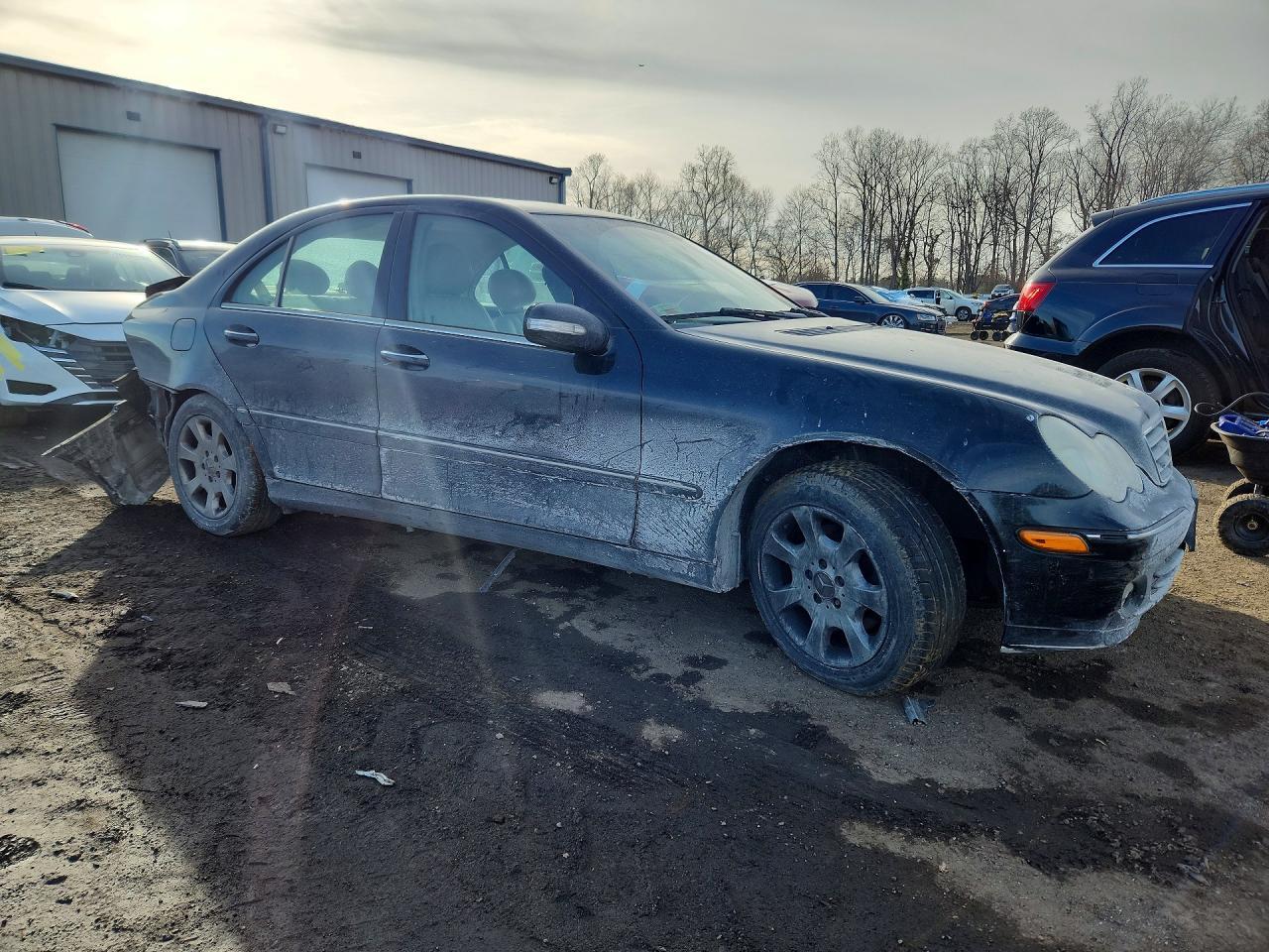 2005 MERCEDES-BENZ C-CLASS