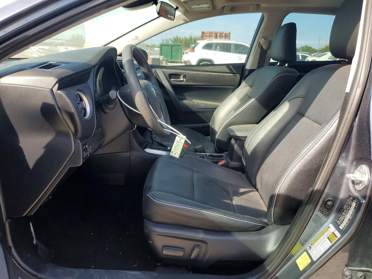 2017 TOYOTA COROLLA