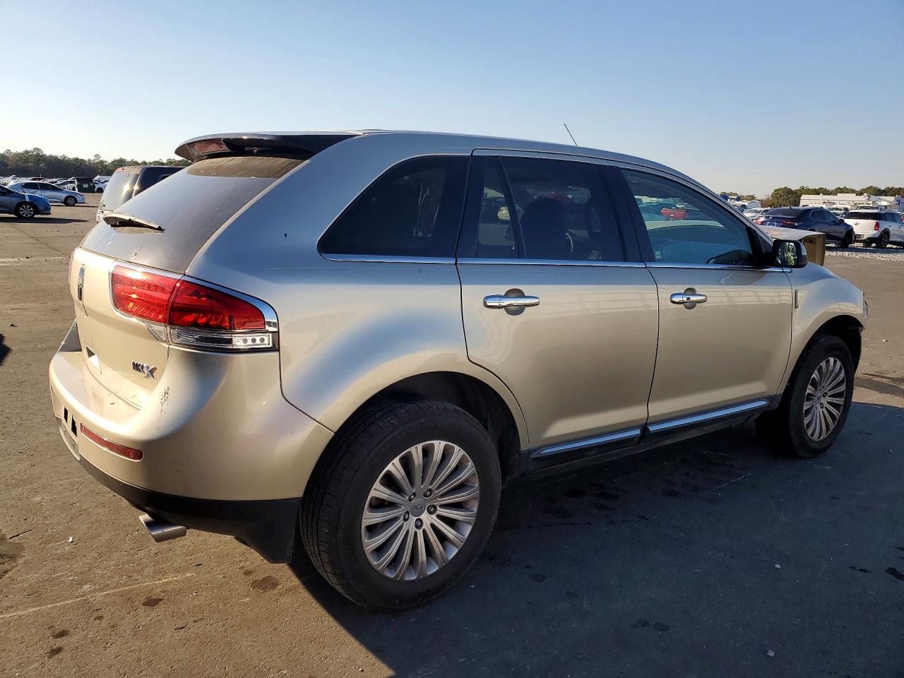 2011 LINCOLN MKX