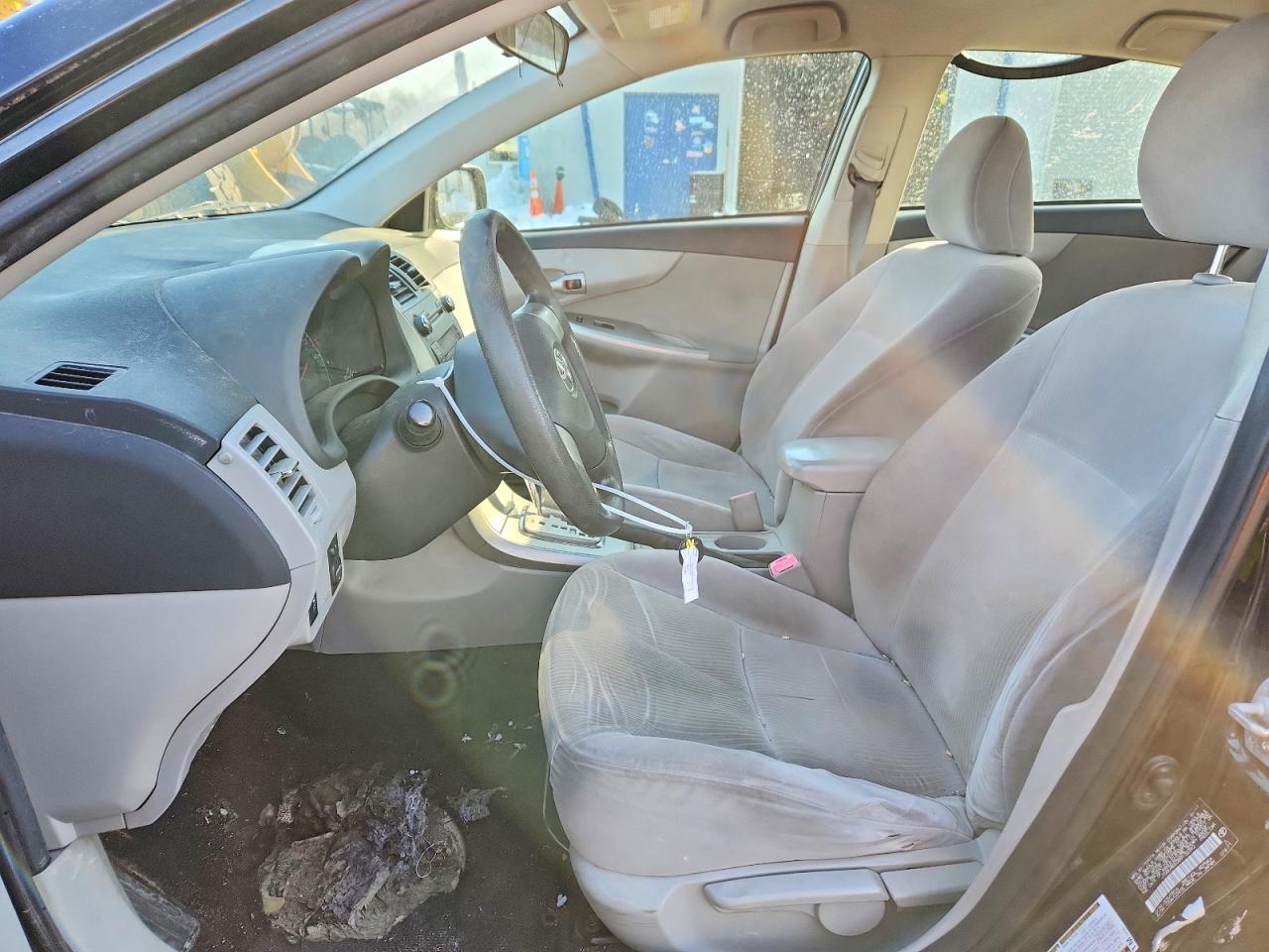 2011 TOYOTA COROLLA